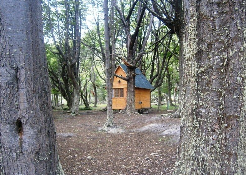 ARGENTINA - small house in the Glaciar Park (Patagonia)