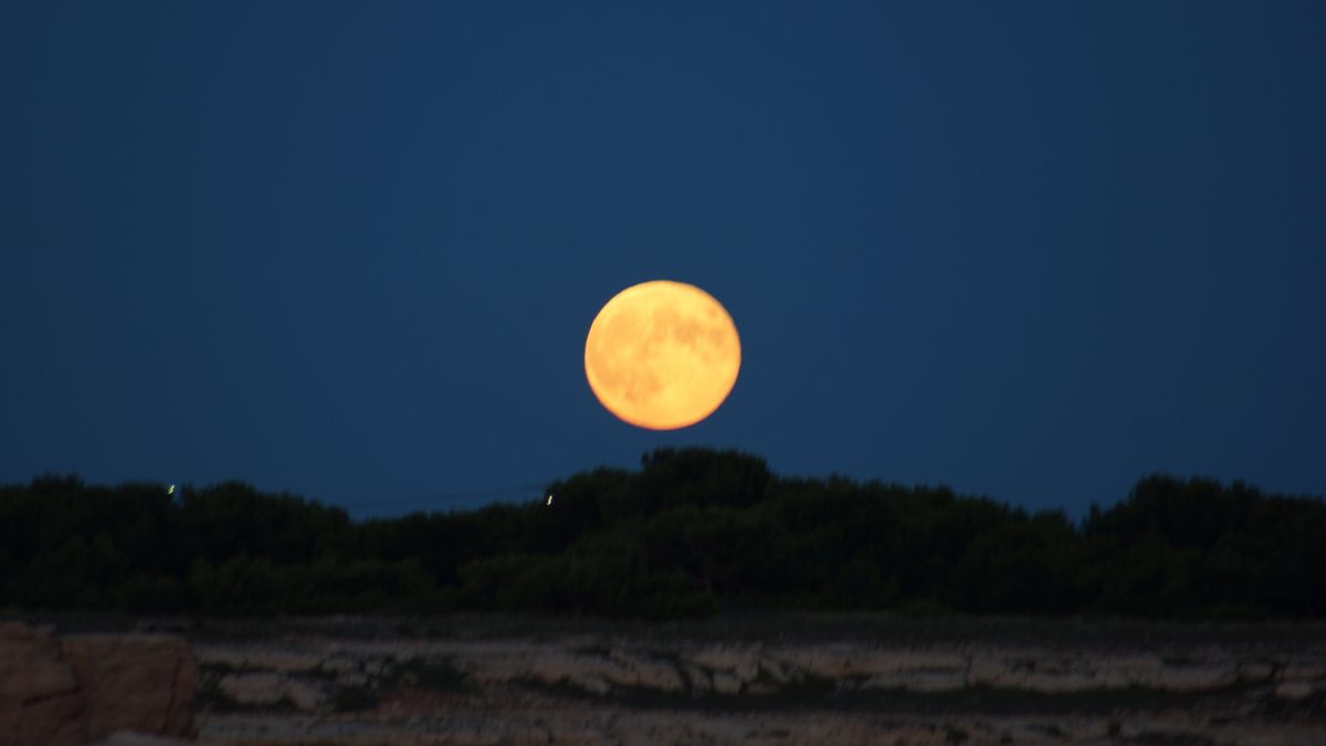 Mond über Frankreich