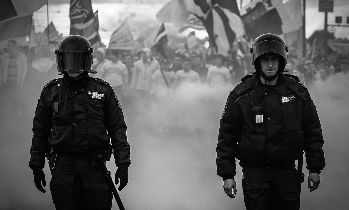 wwwest_reportage_2015_spb_football_fans_10.jpg