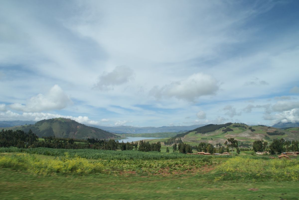 Inca trail, direction to Machu Picchu 